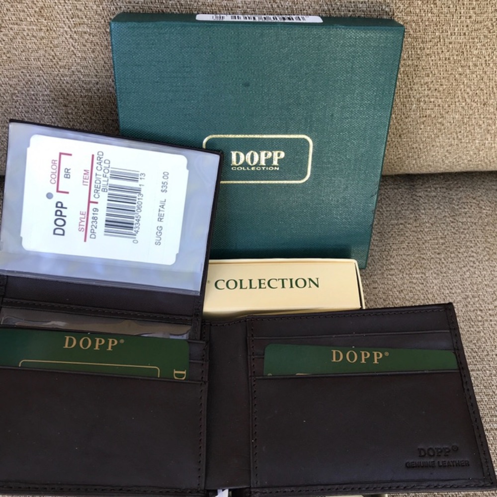 Dopp Wallet
